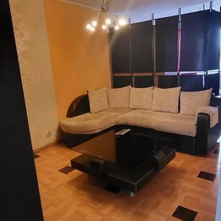 Unique With Balcony In Old Town Apartment *